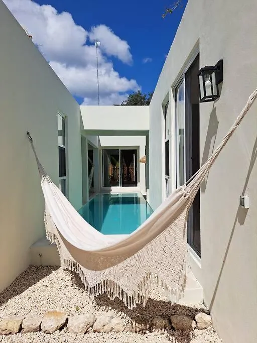 Villa Kuxtah, Beautiful Bungalow With Private Pool トゥルム