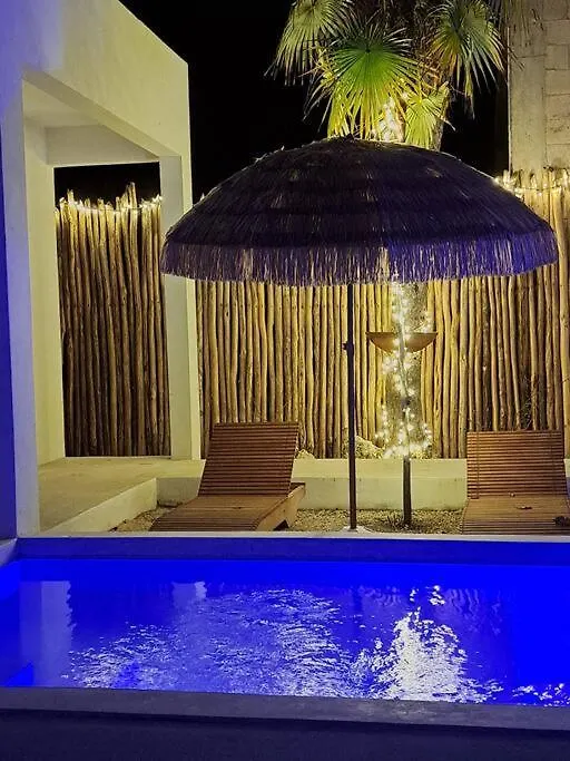 Villa Kuxtah, Beautiful Bungalow With Private Pool トゥルム