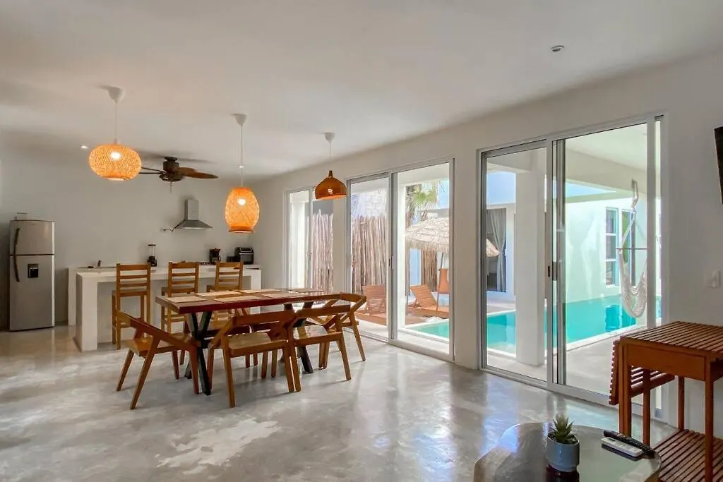 Villa Kuxtah, Beautiful Bungalow With Private Pool トゥルム