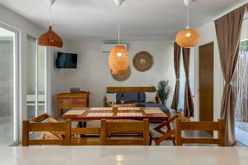 Villa Kuxtah, Beautiful Bungalow With Private Pool トゥルム